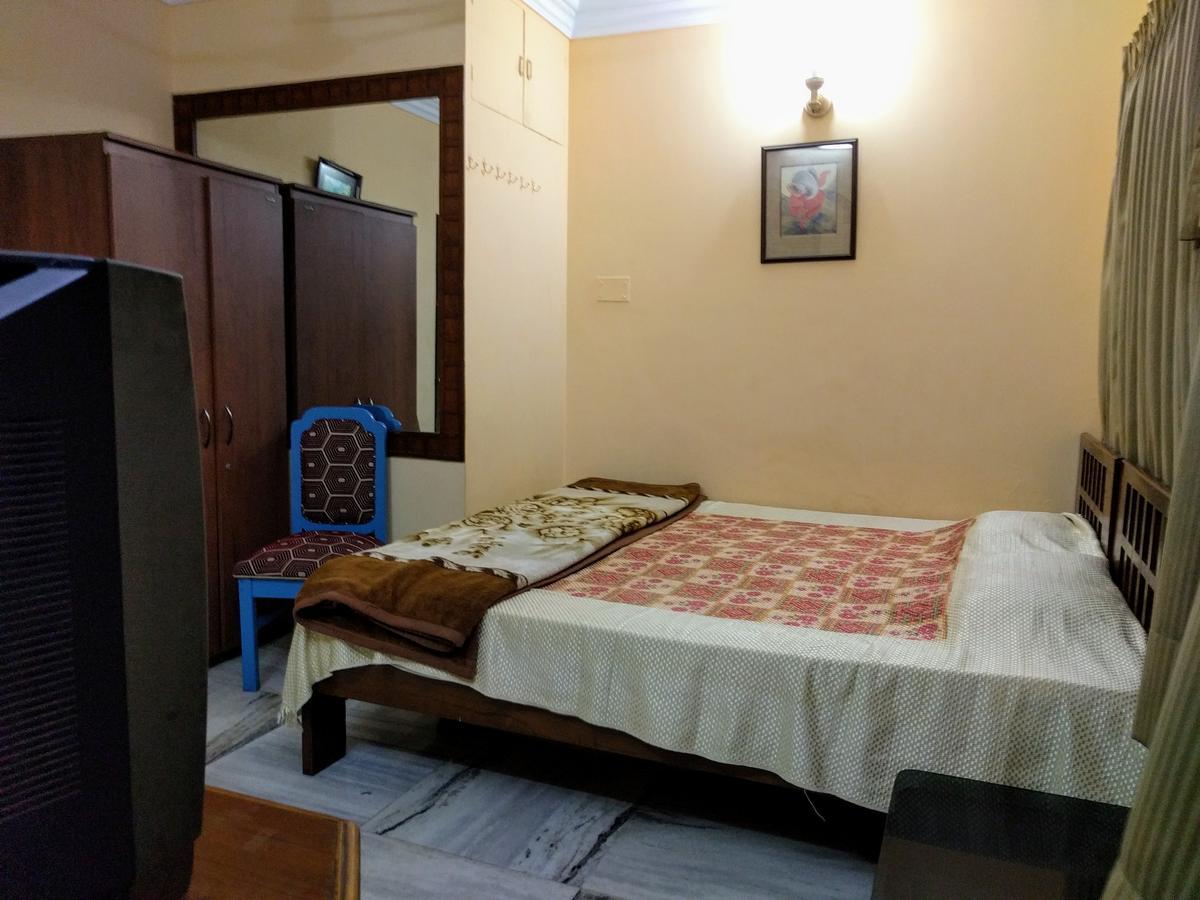 Ashray Guesthouse Calcutta  Esterno foto
